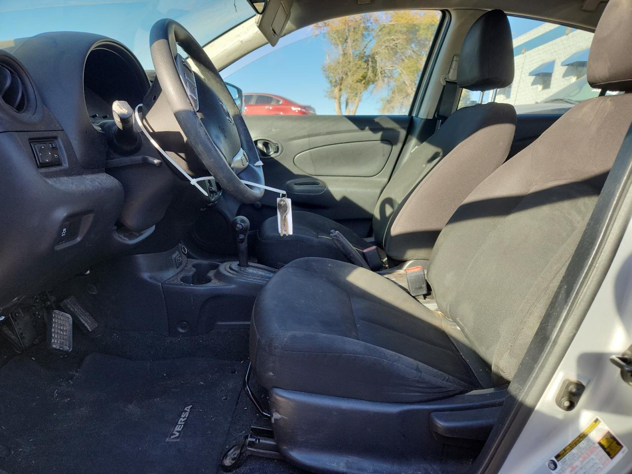 2019 NISSAN VERSA