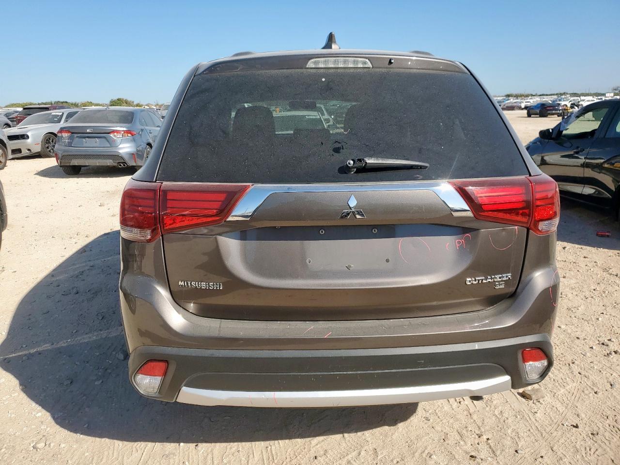 2017 MITSUBISHI outlander
