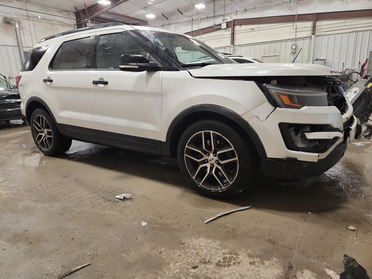 2017 FORD Explorer Sport Trac