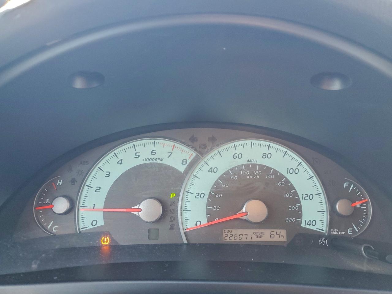 2010 TOYOTA CAMRY