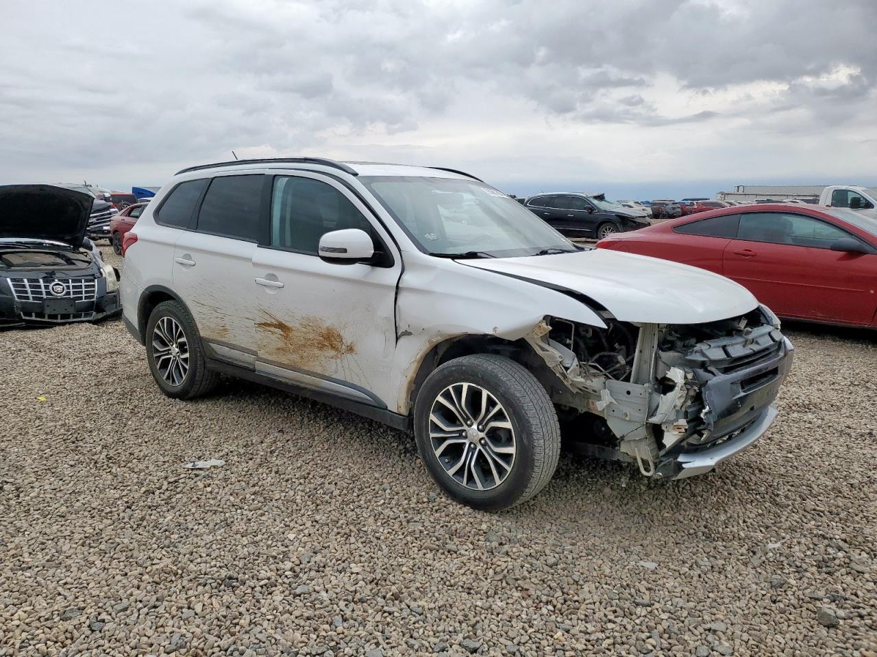 2016 MITSUBISHI outlander