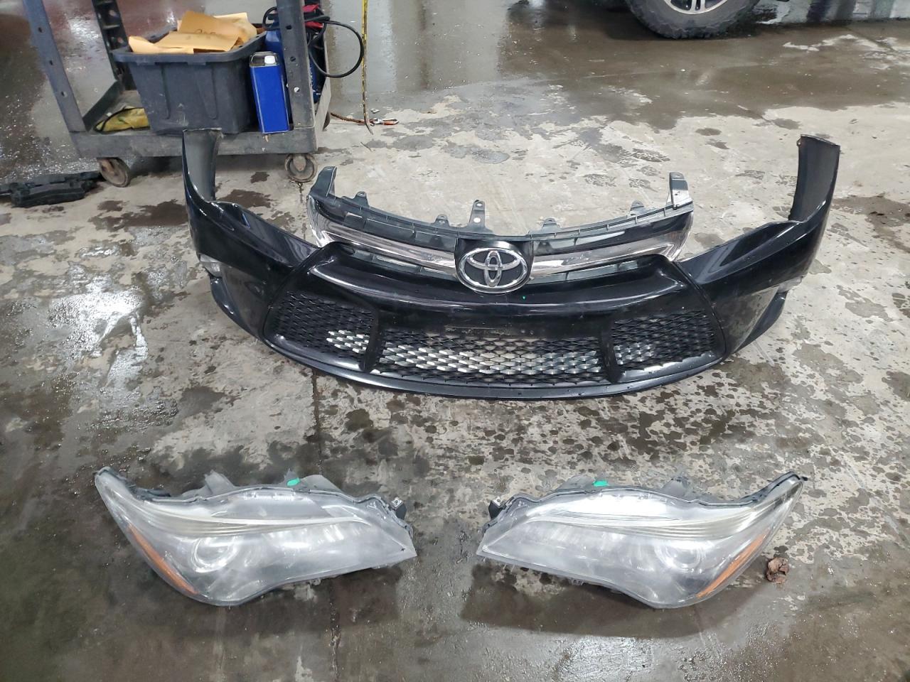 2017 TOYOTA CAMRY
