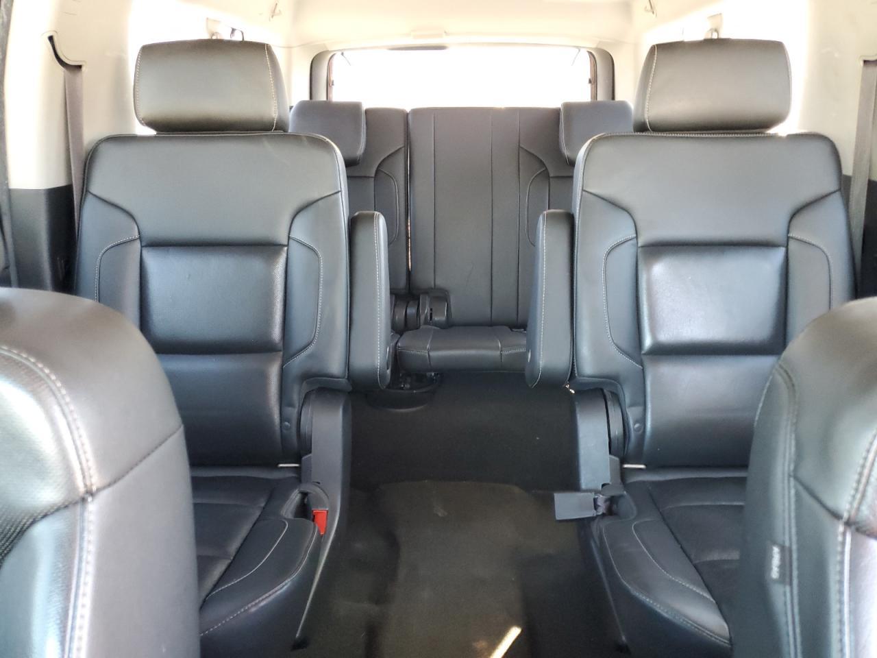 2017 CHEVROLET Suburban