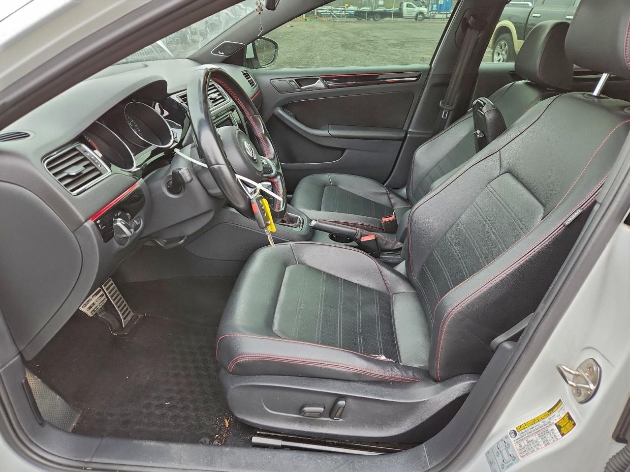 2016 VOLKSWAGEN JETTA