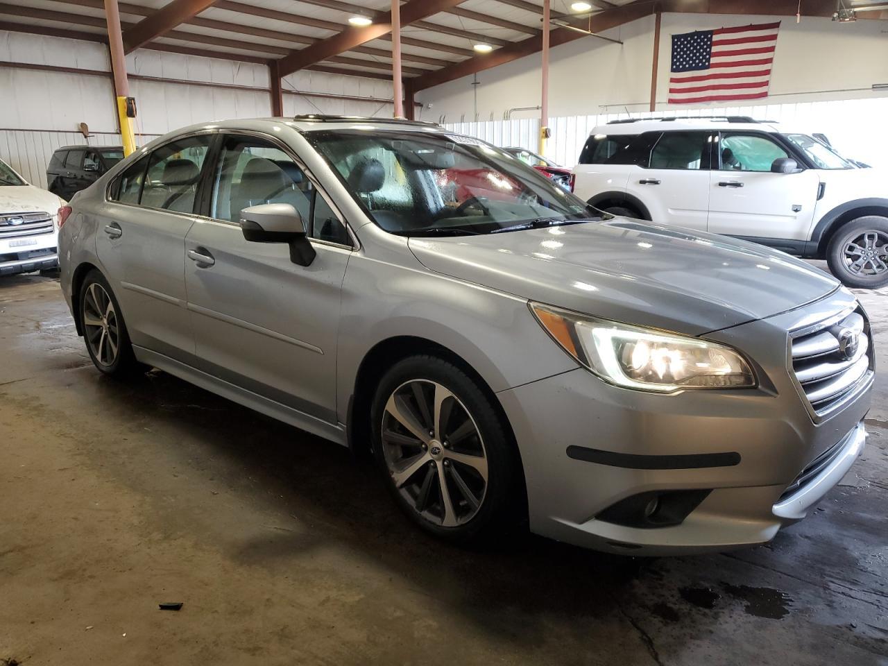 2015 SUBARU Legacy