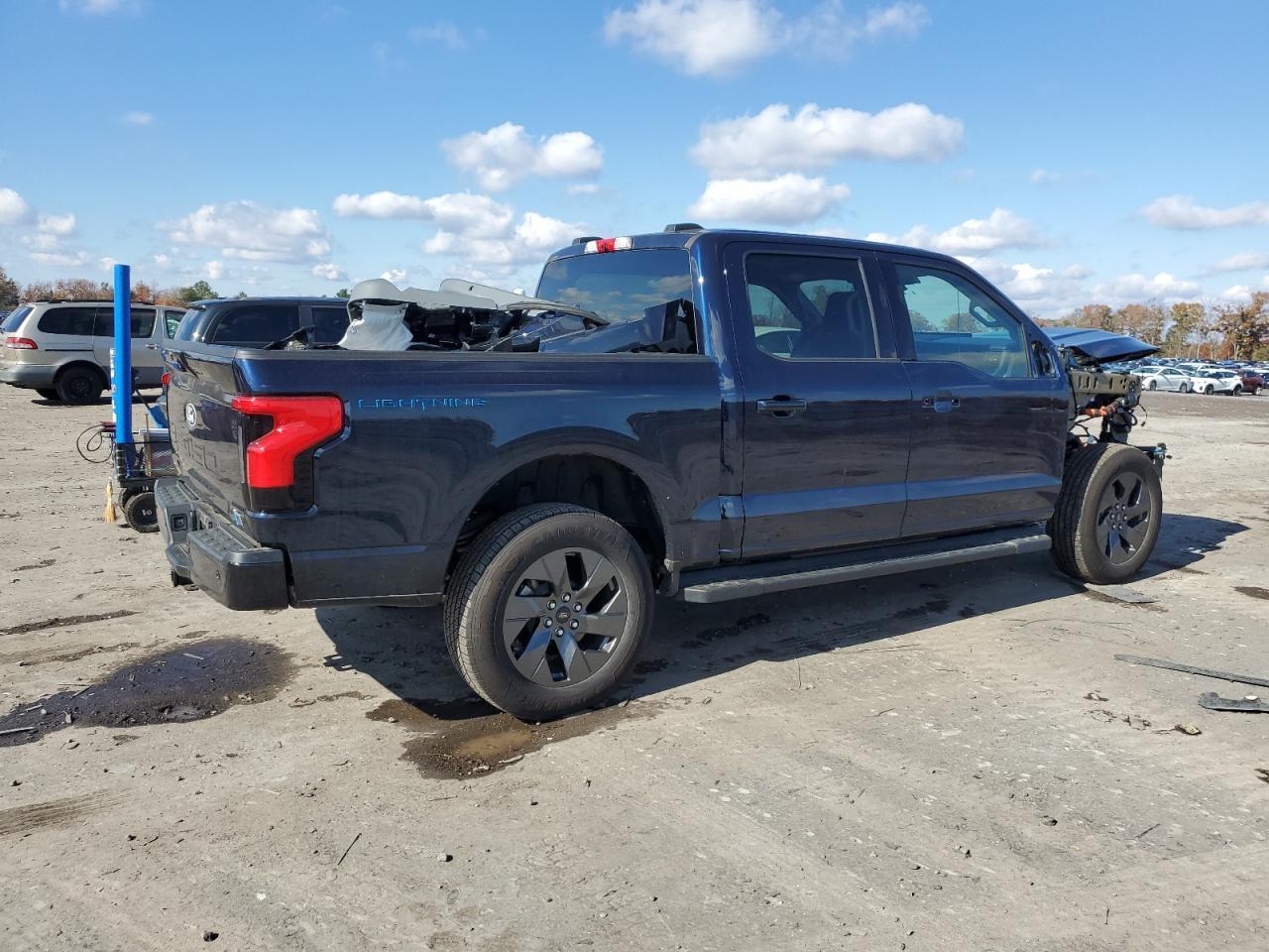 2024 FORD F-150 Lightning