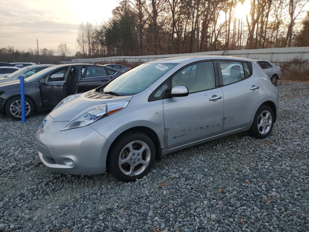 2012 NISSAN LEAF