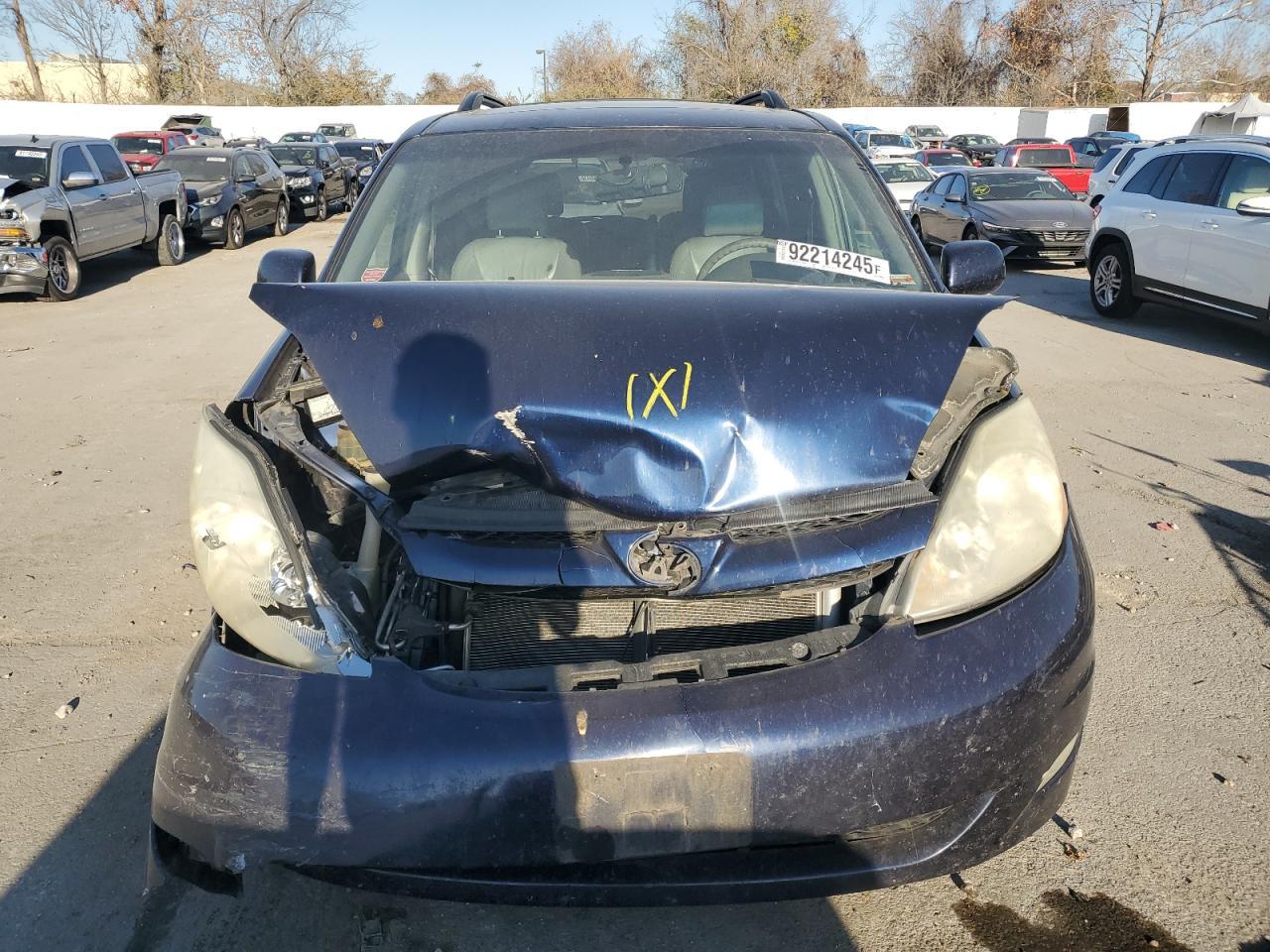 2007 TOYOTA SIENNA
