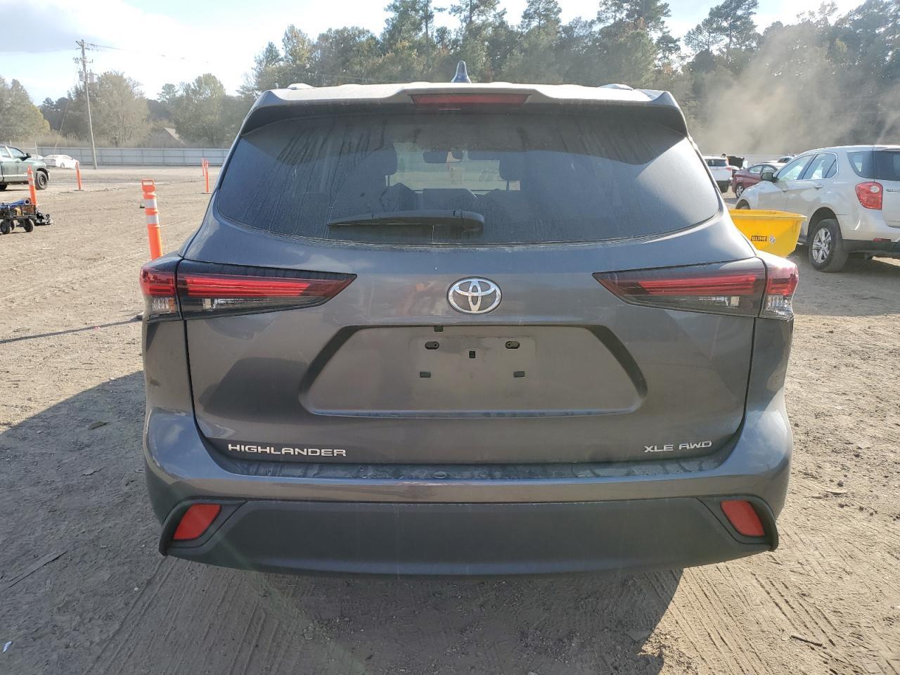 2024 TOYOTA HIGHLANDER