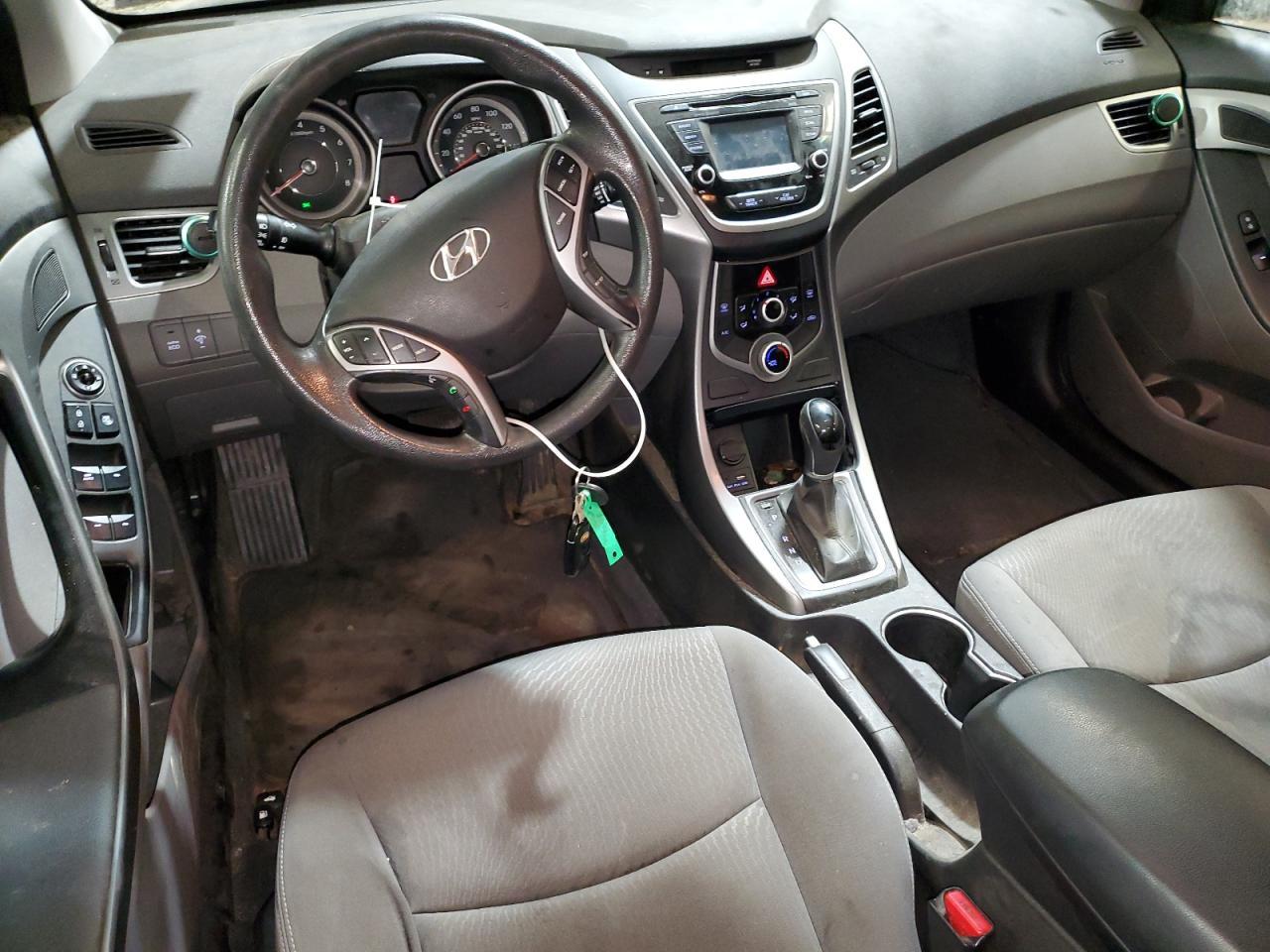 2016 HYUNDAI ELANTRA