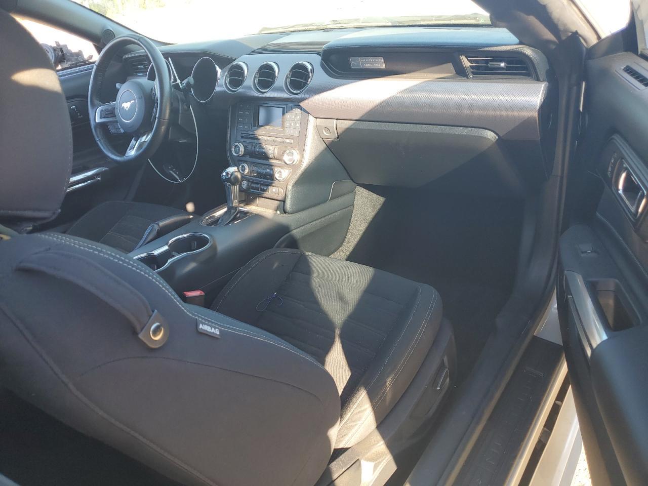 2017 FORD MUSTANG