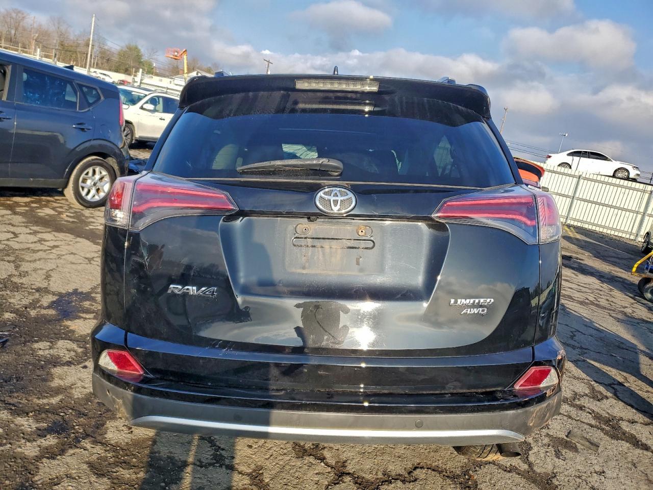 2016 TOYOTA RAV4