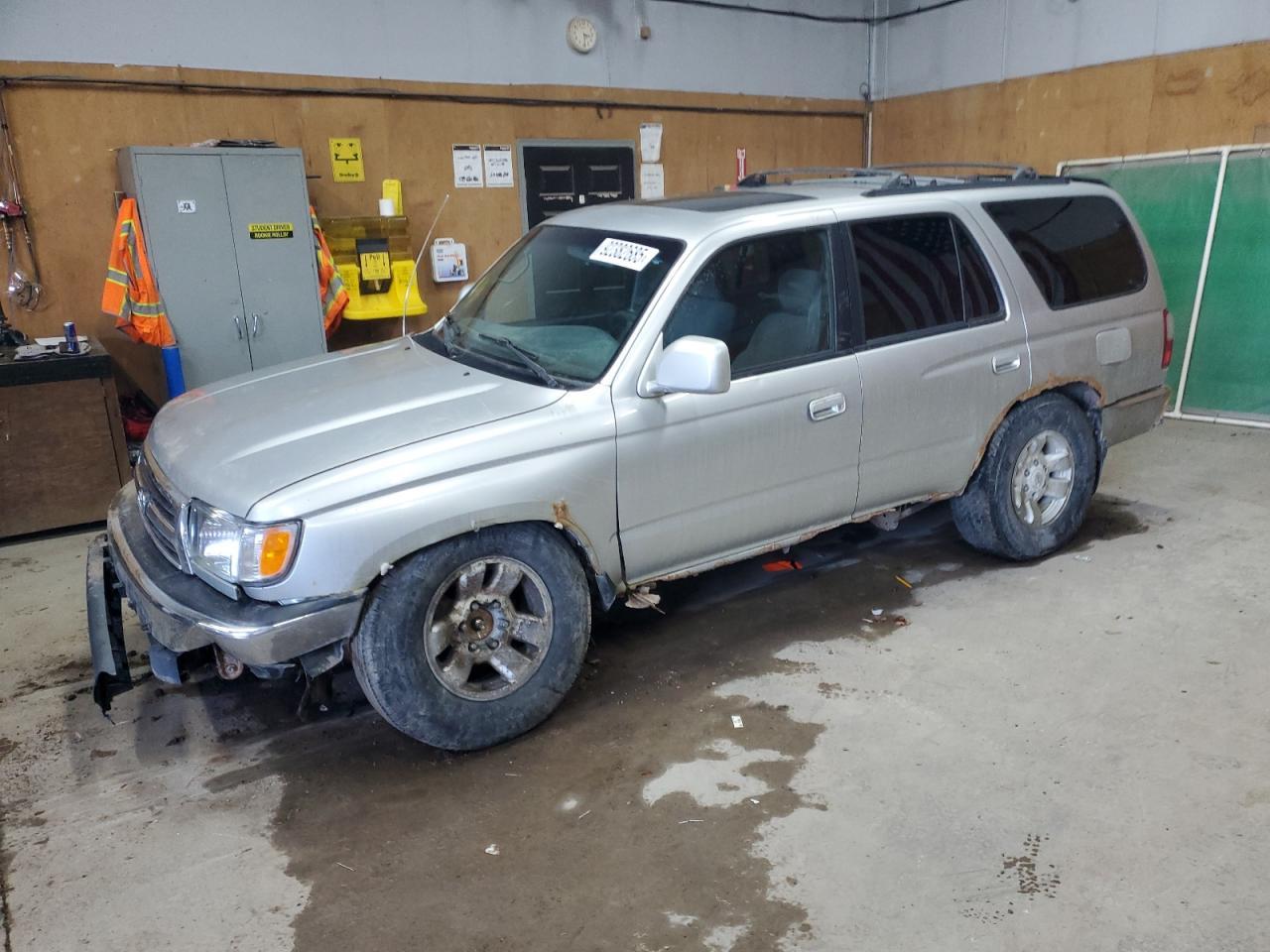 2000 TOYOTA 4Runner