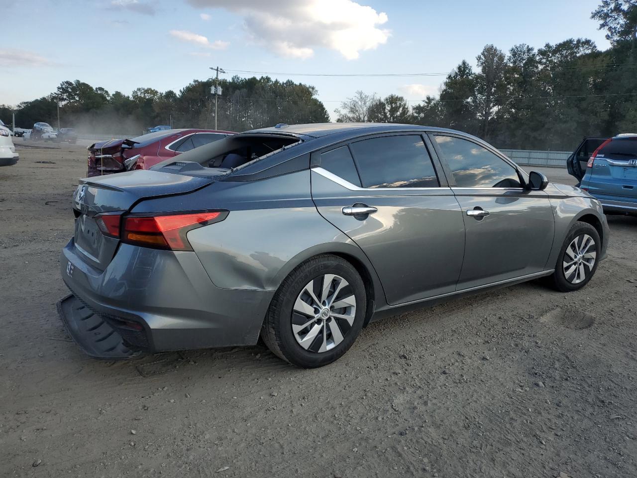 2019 NISSAN ALTIMA