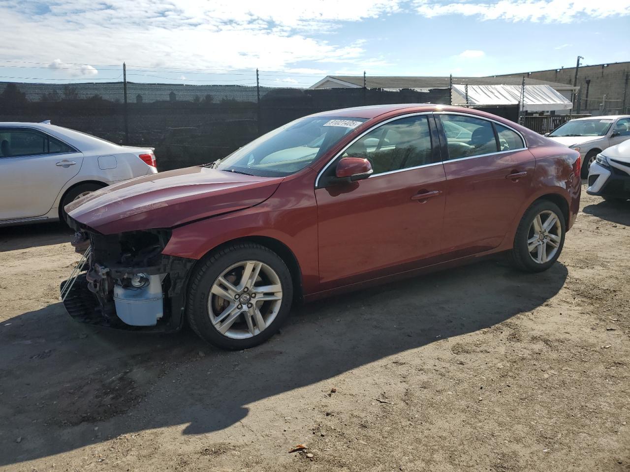 2014 VOLVO S60