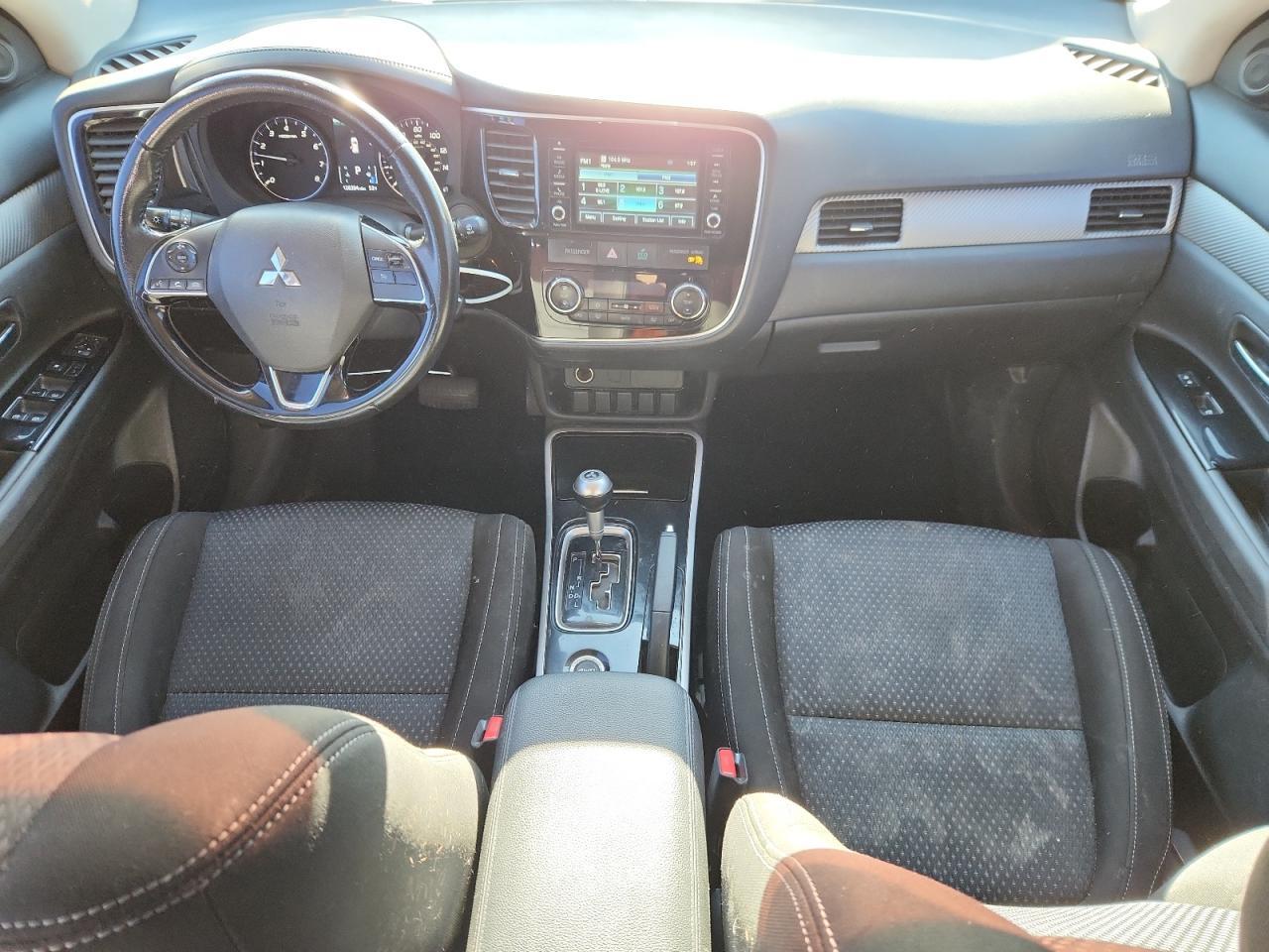 2017 MITSUBISHI outlander