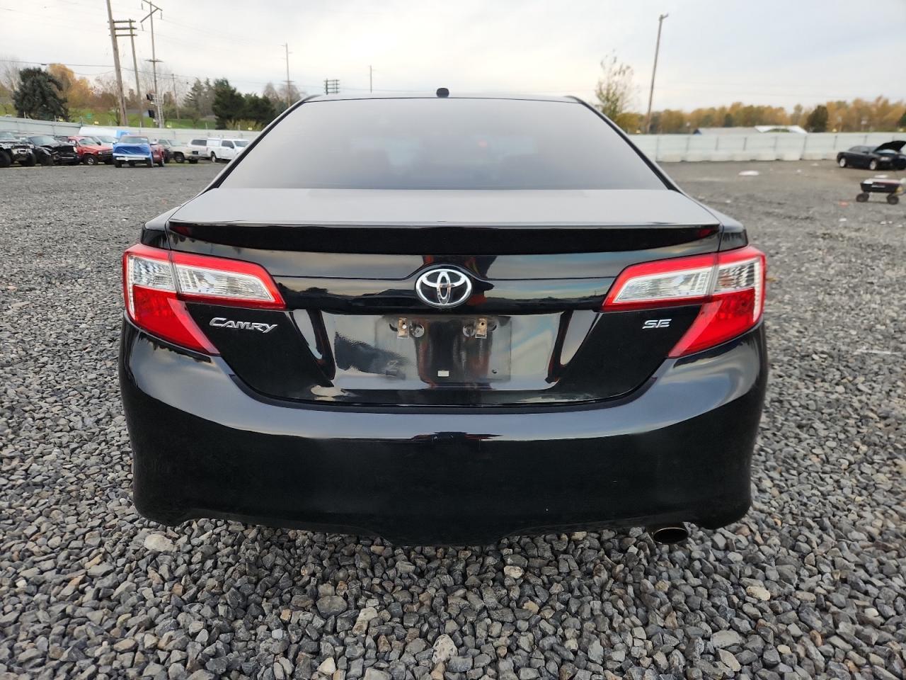 2013 TOYOTA CAMRY
