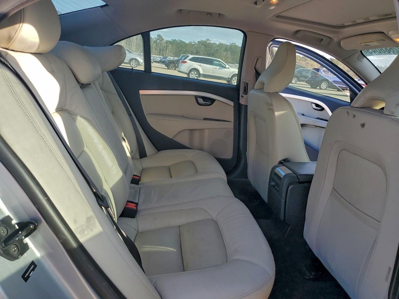 2013 VOLVO S80