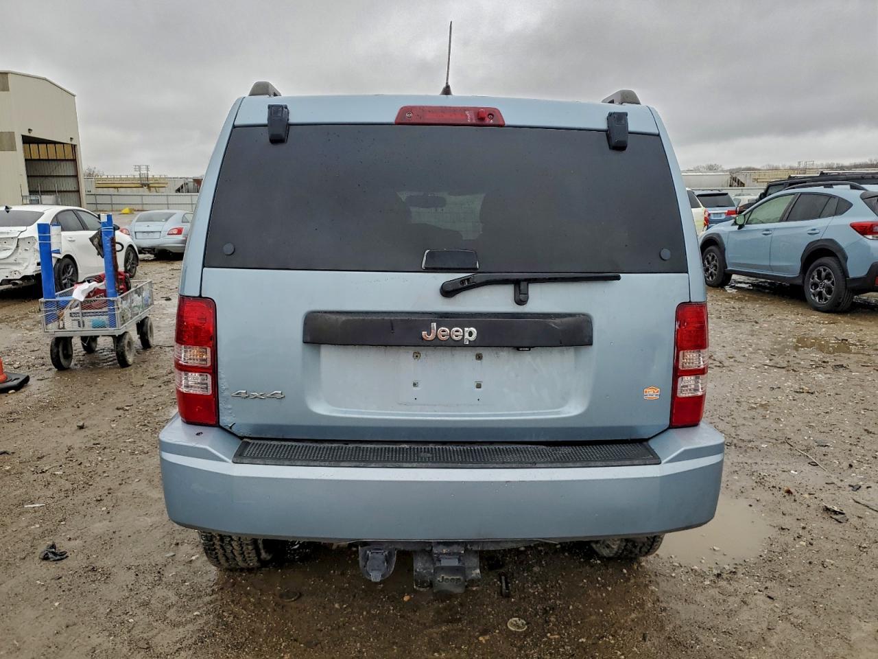 2012 JEEP Liberty