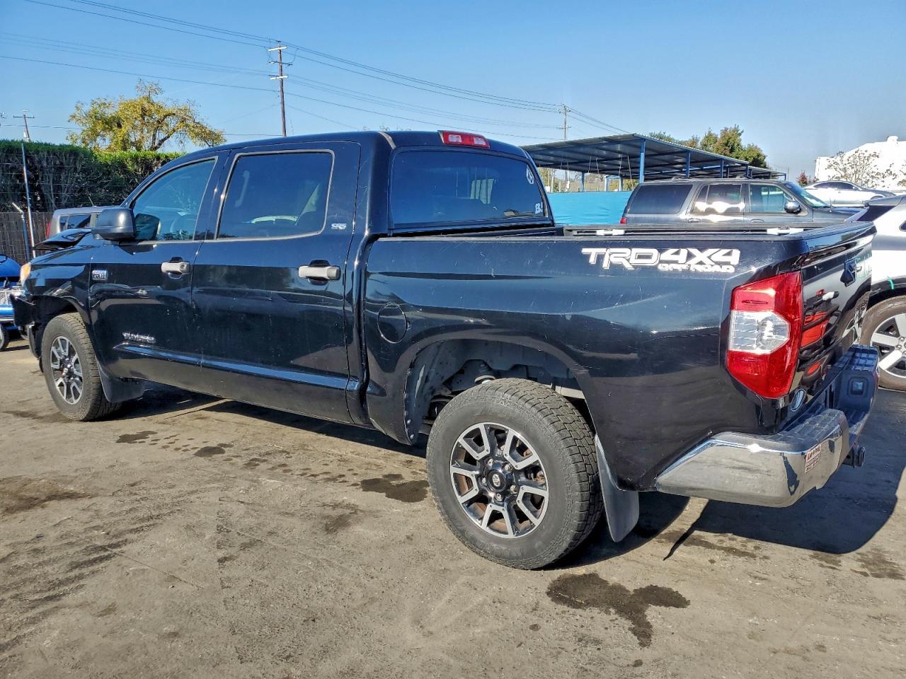 2016 TOYOTA TUNDRA
