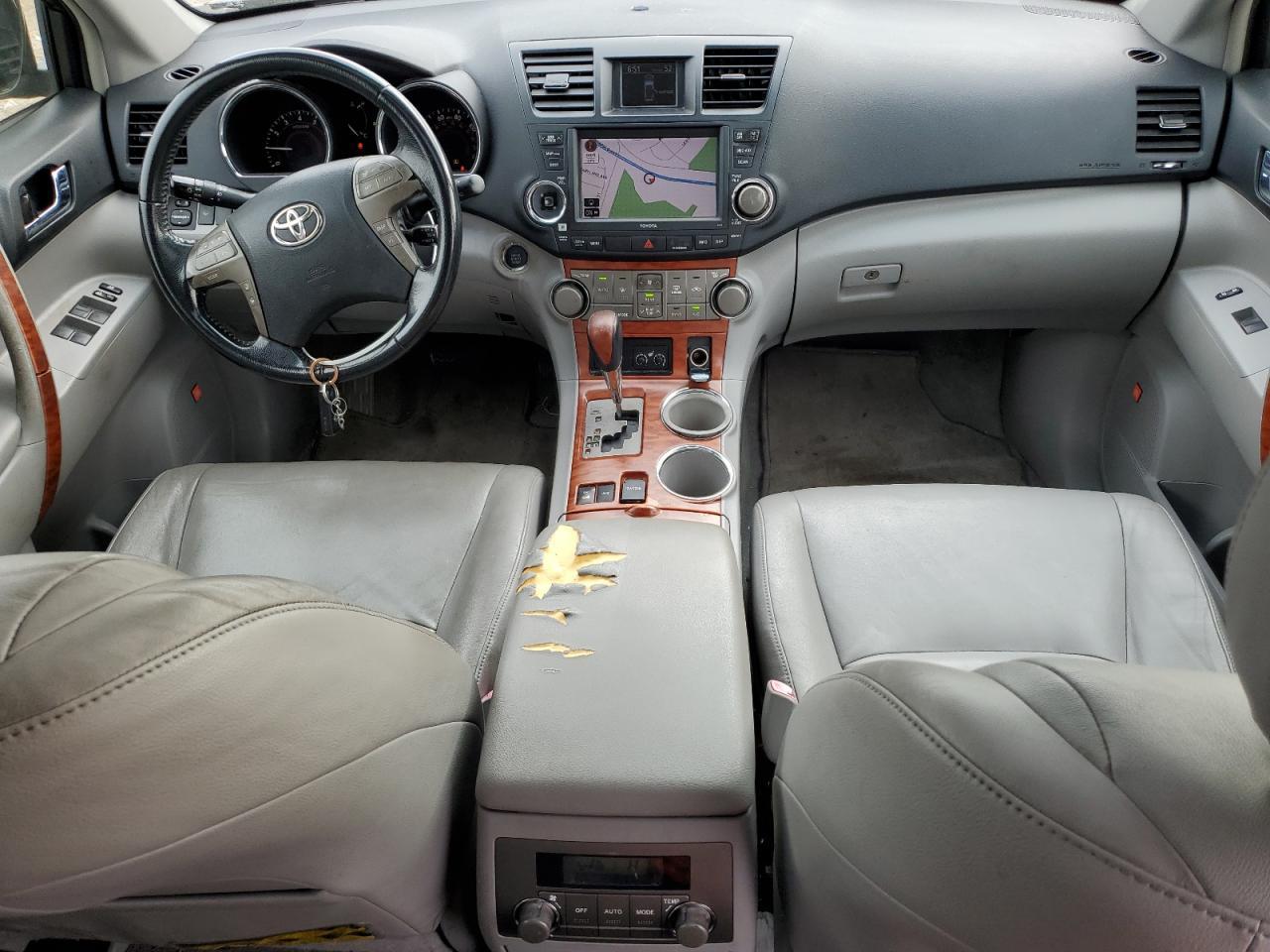 2009 TOYOTA HIGHLANDER