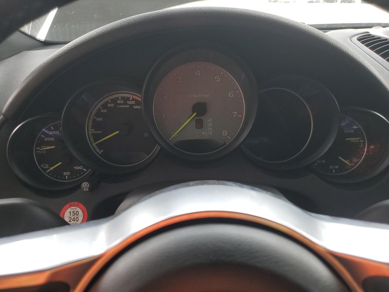 2016 PORSCHE CAYENNE