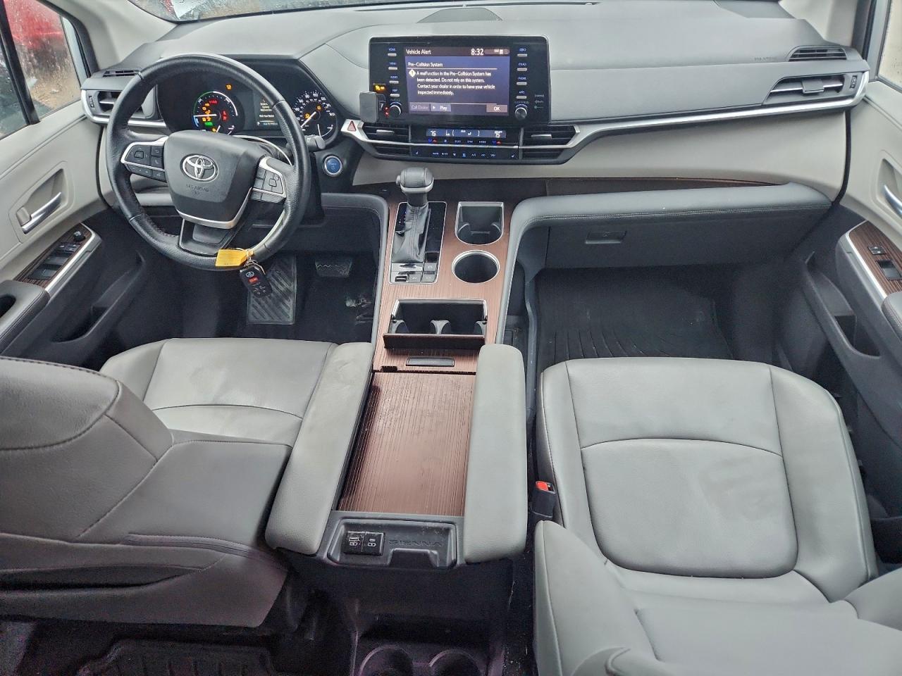 2022 TOYOTA SIENNA