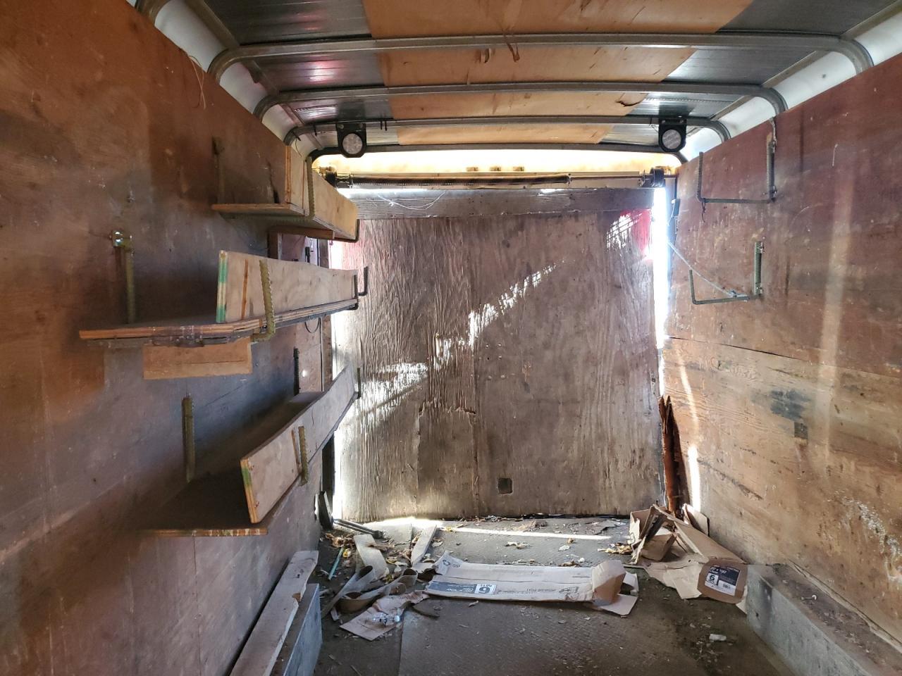 2000 WELLS CARGO Trailer