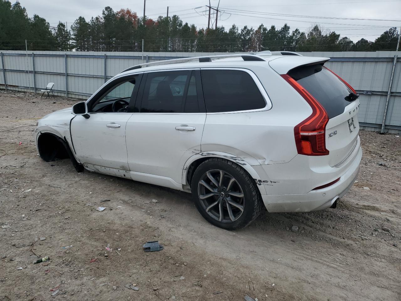 2019 VOLVO XC90
