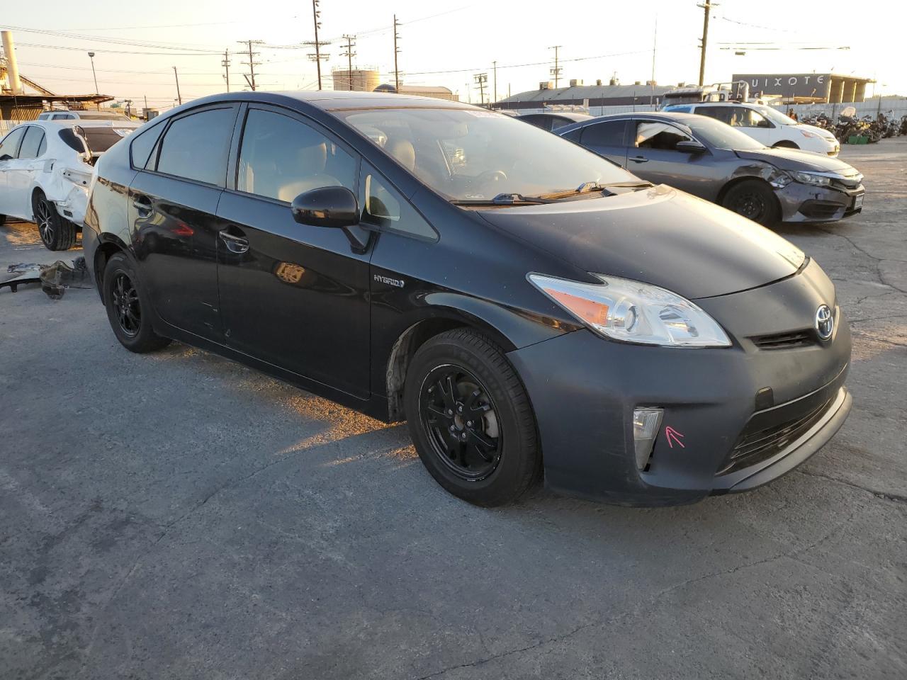 2013 TOYOTA PRIUS