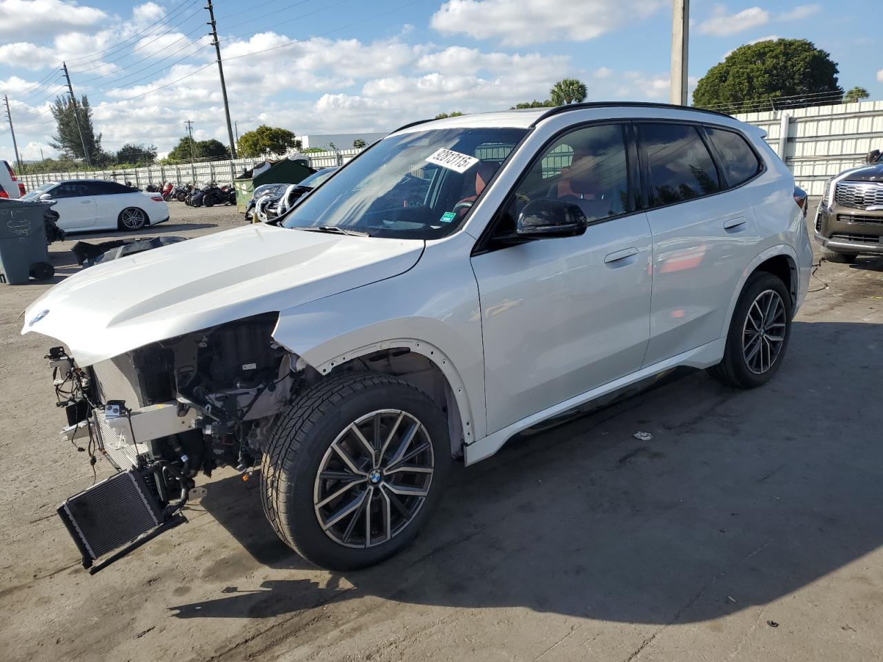 2023 BMW X1