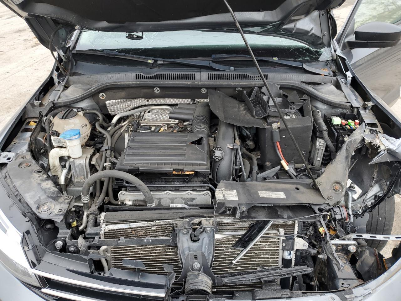 2016 VOLKSWAGEN JETTA