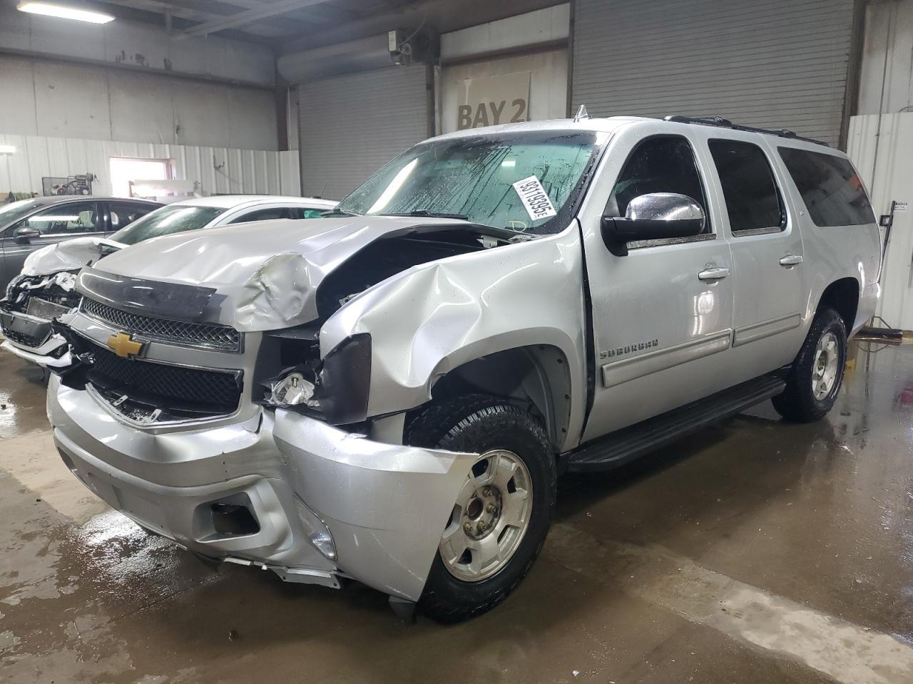 2012 CHEVROLET Suburban