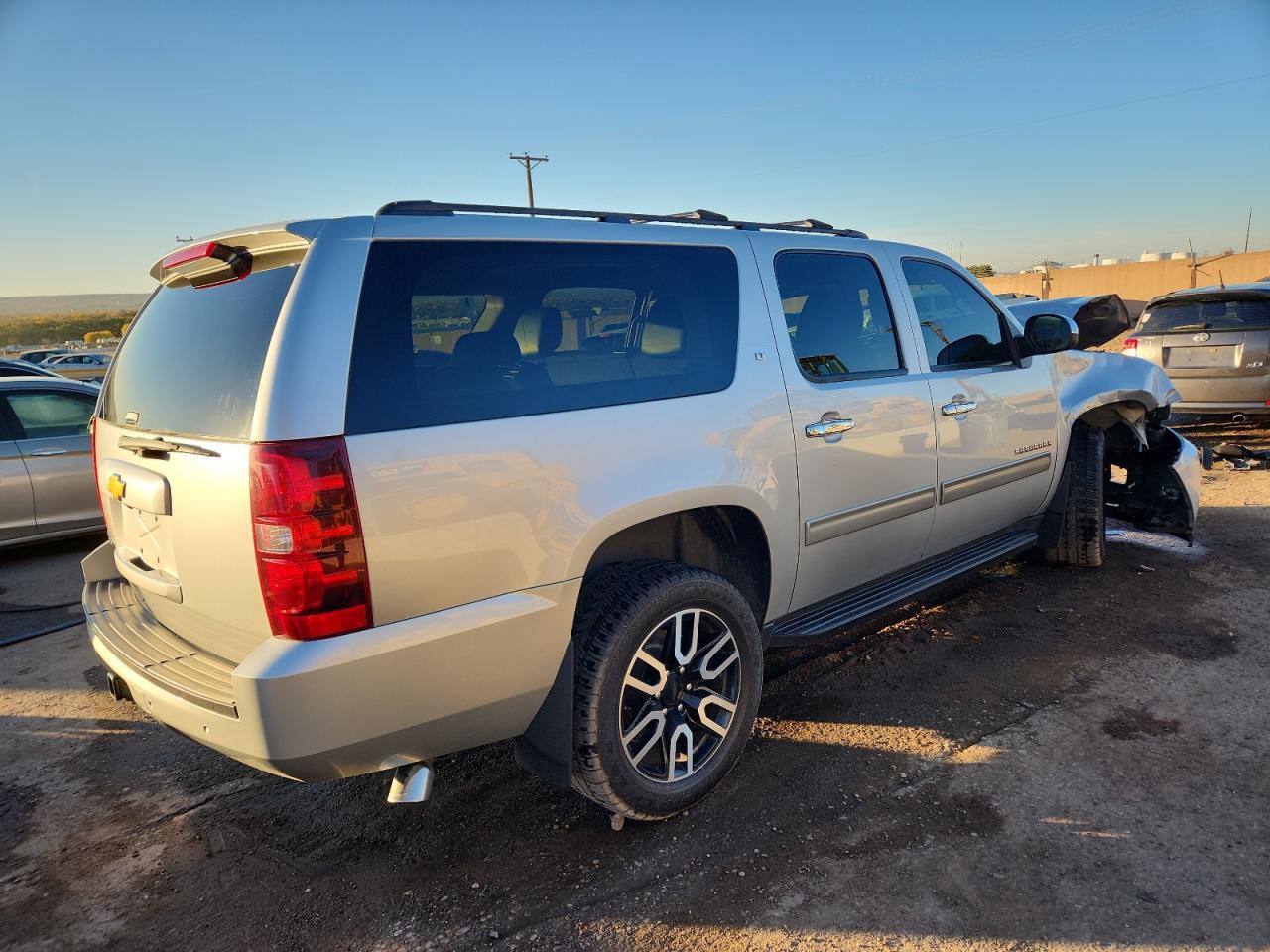 2014 CHEVROLET Suburban