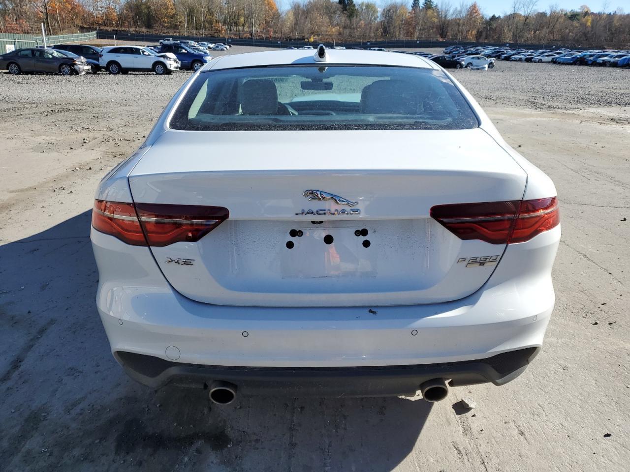 2020 JAGUAR XE