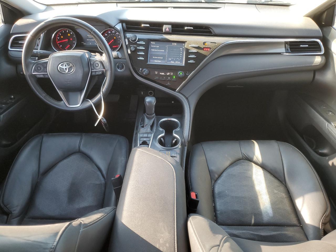 2018 TOYOTA CAMRY