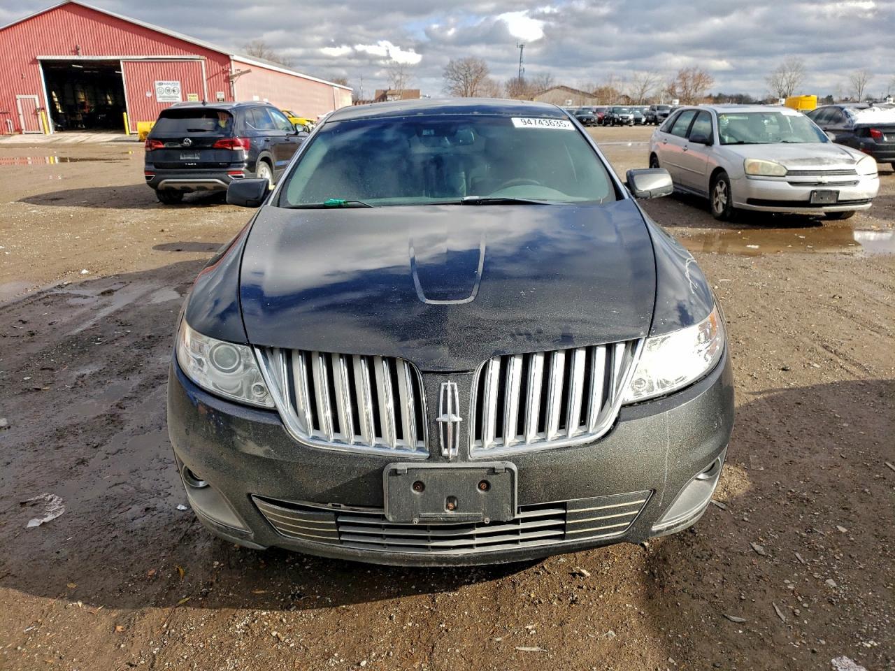 2011 LINCOLN MKS