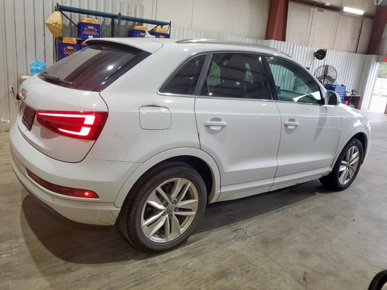 2017 AUDI Q3