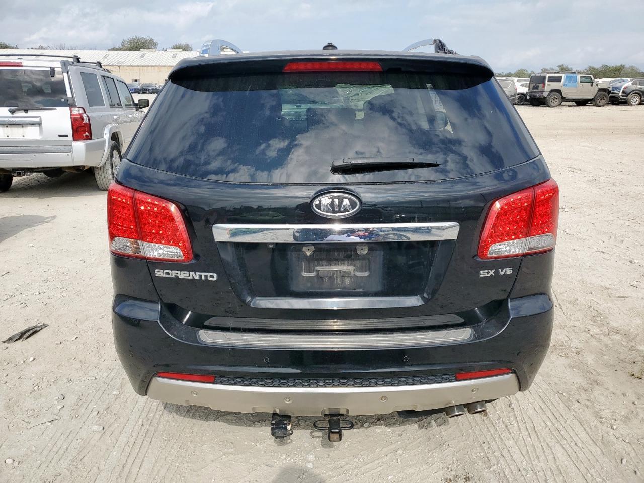 2013 KIA SORENTO