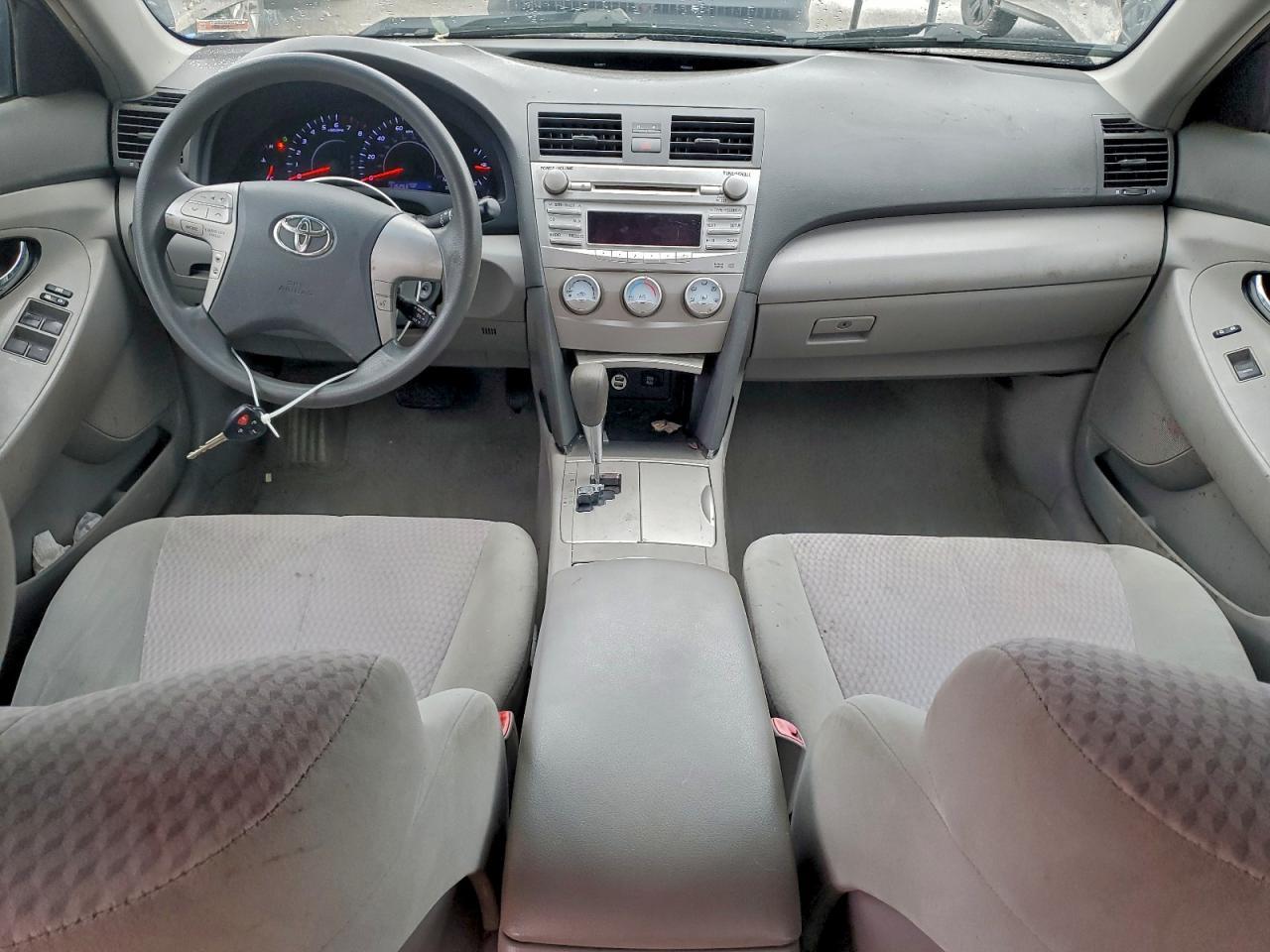 2011 TOYOTA CAMRY