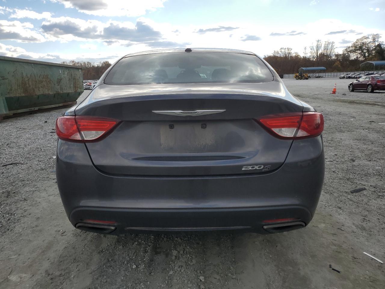 2015 CHRYSLER 200
