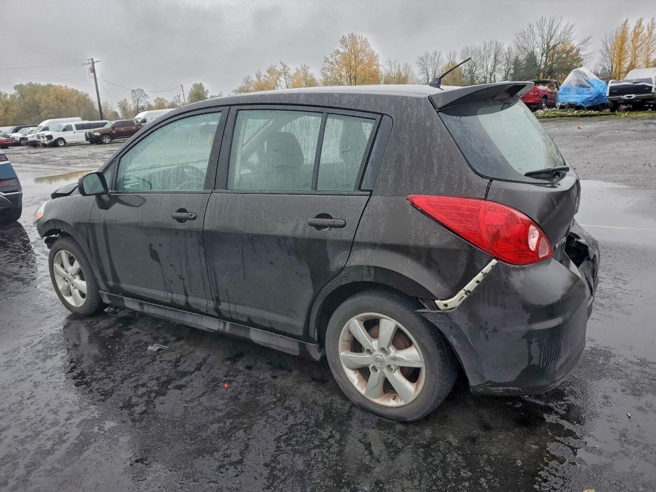 2011 NISSAN VERSA
