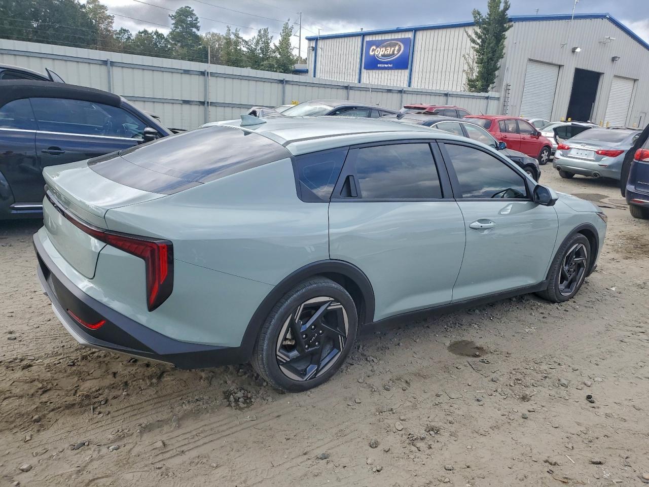 2025 KIA K4