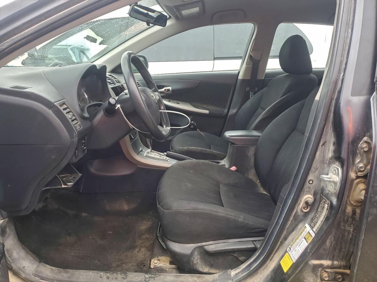 2011 TOYOTA COROLLA