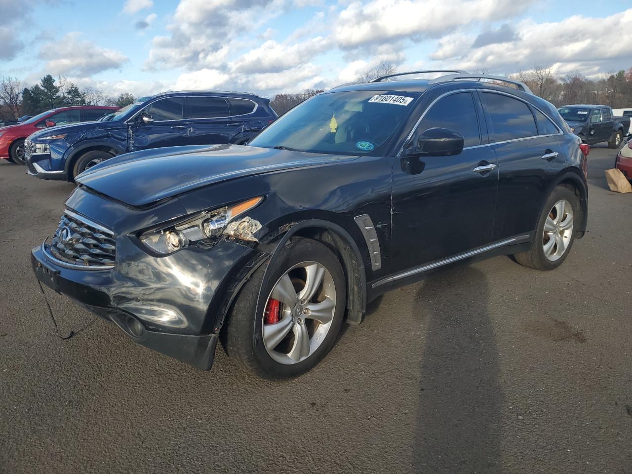 2011 INFINITI FX35