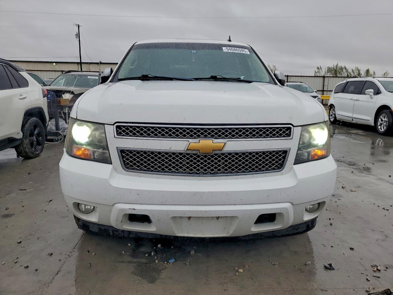 2011 CHEVROLET Tahoe
