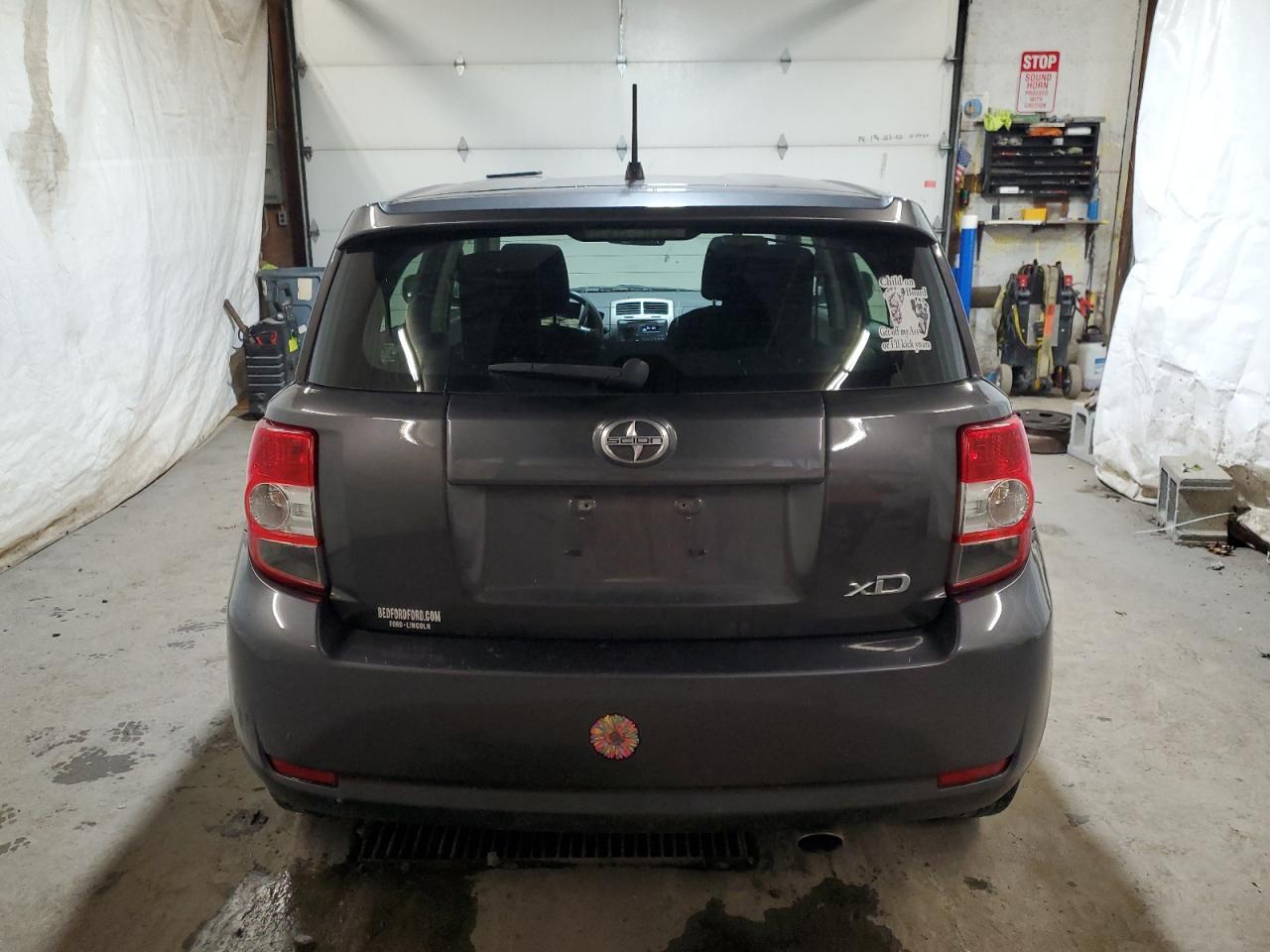 2012 TOYOTA SCION