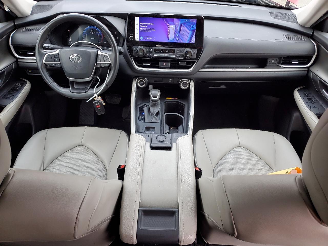 2024 TOYOTA HIGHLANDER