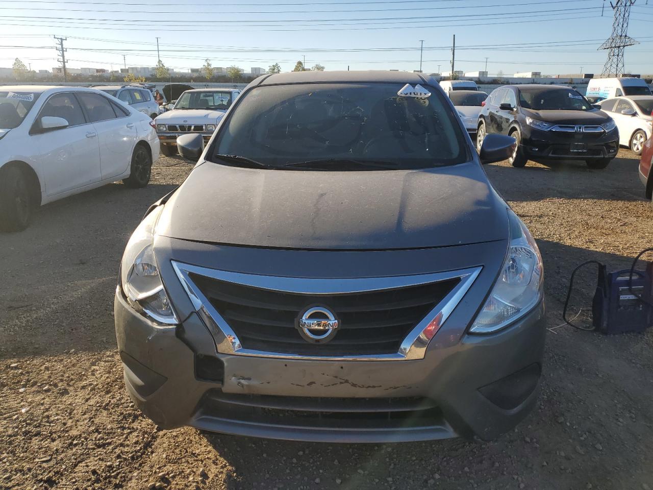 2016 NISSAN VERSA