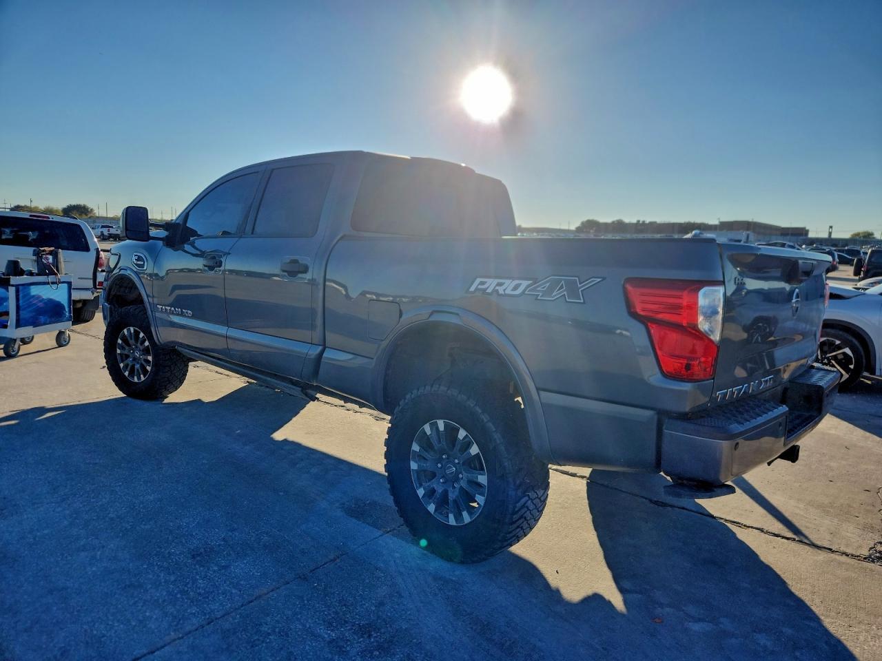 2018 NISSAN Titan